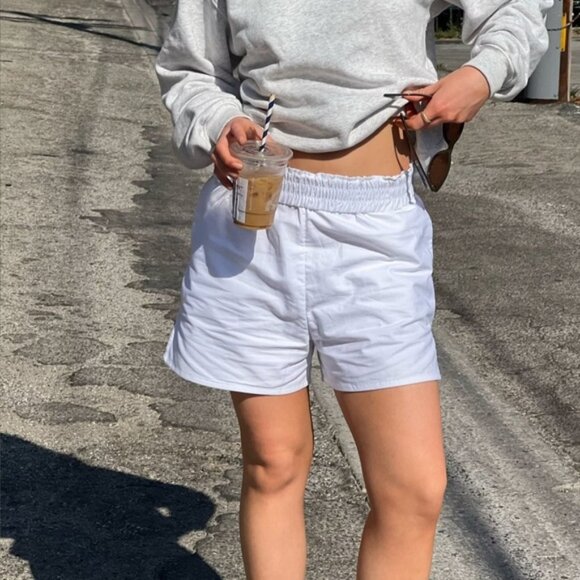 Djerf Avenue Breezy Shorts White